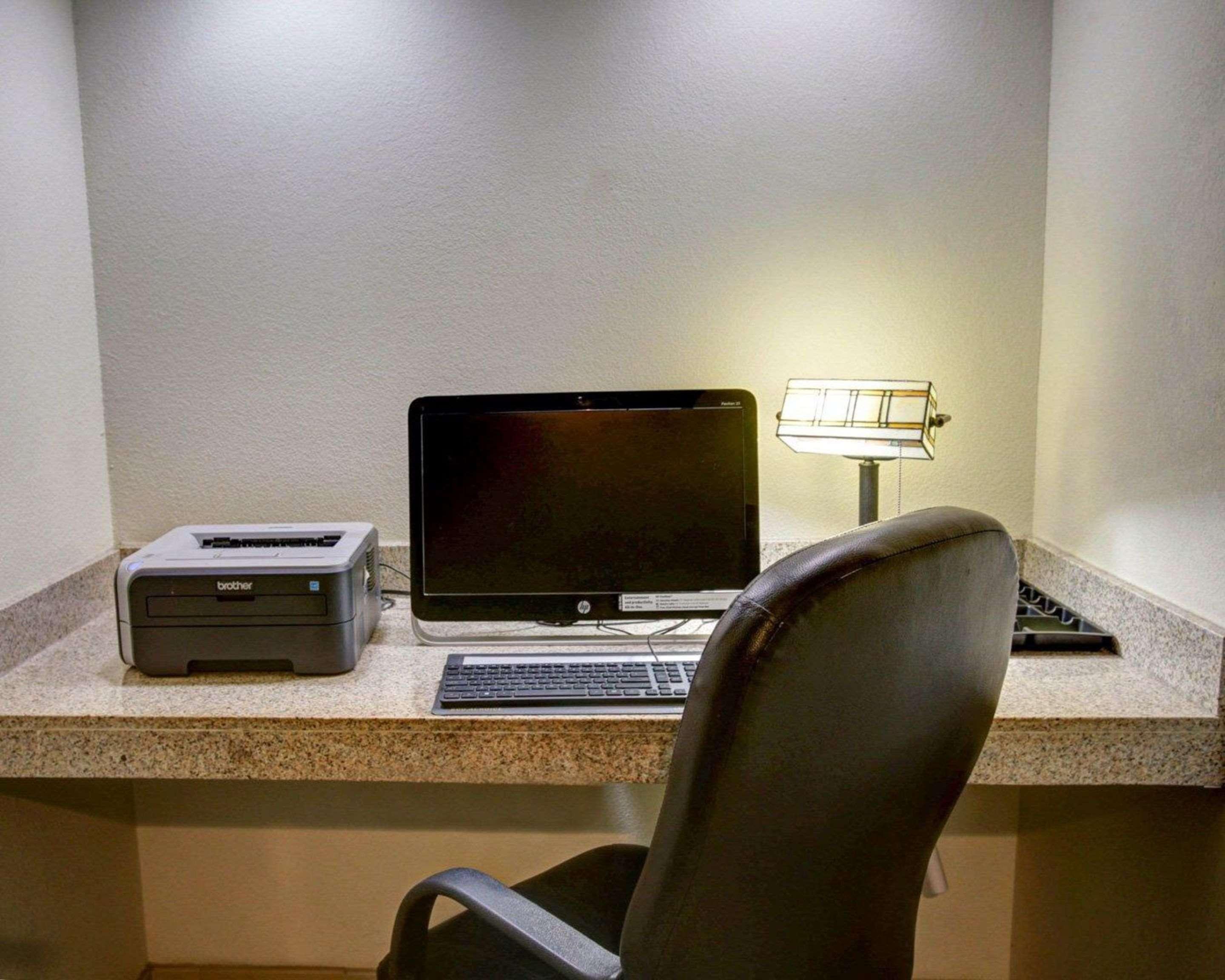 Quality Inn Rockdale Экстерьер фото