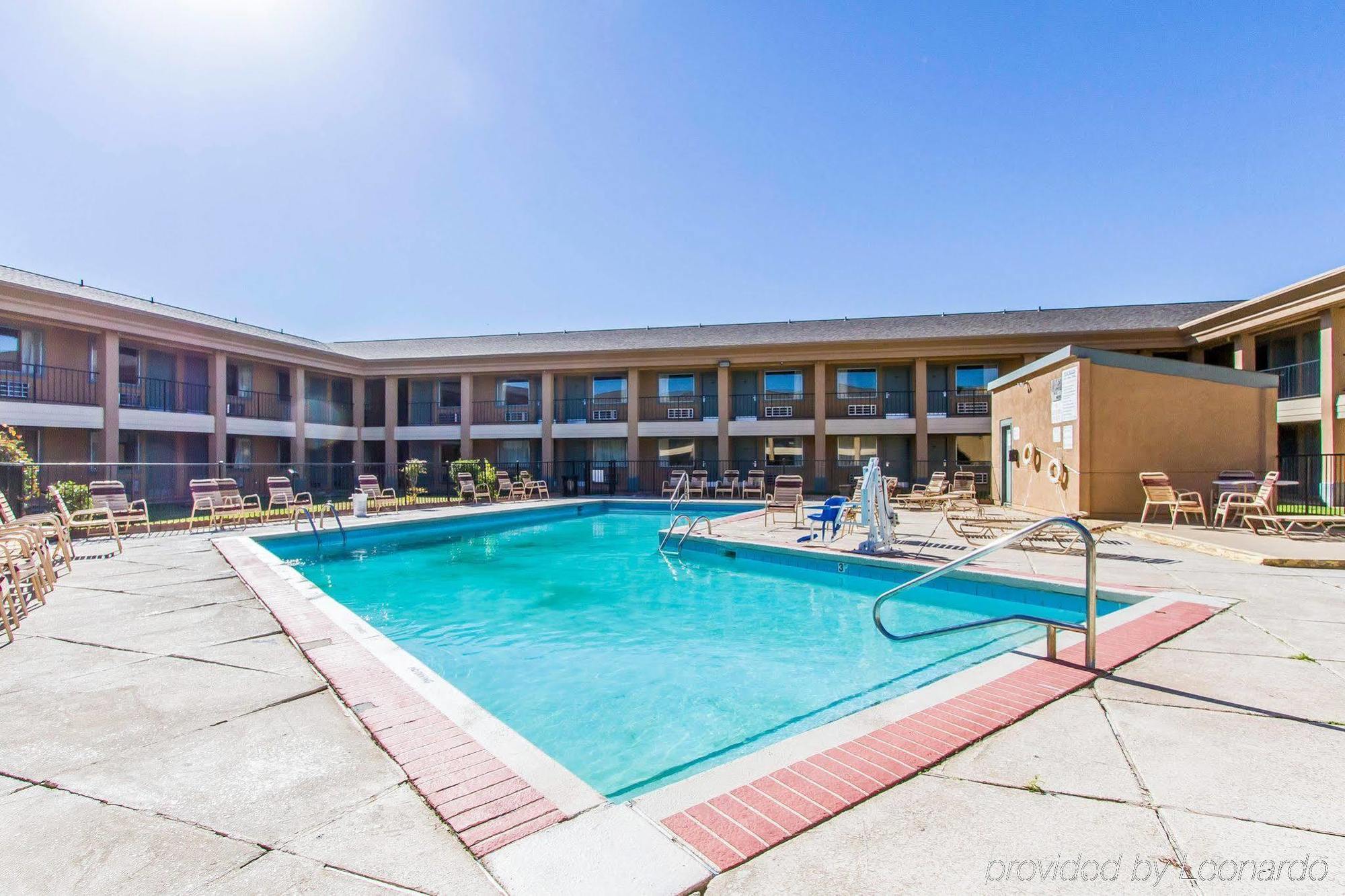 Quality Inn Rockdale Экстерьер фото